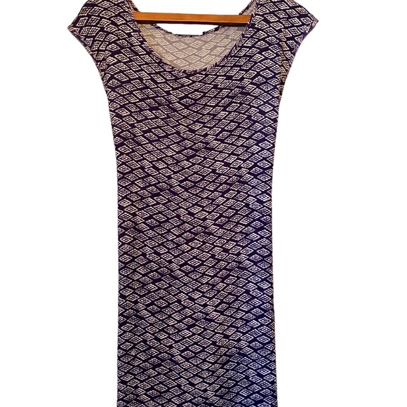 Ezra Hailey Geo Print Tie Short Sleeve Dress - Picture 13 of 13